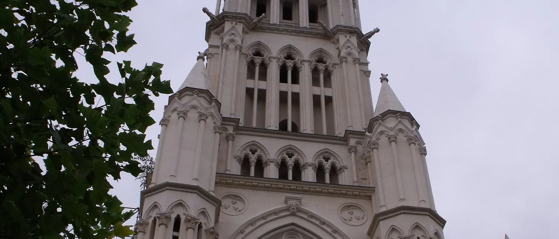 Basilique Notre-Dame du Saint-Cordon, Valenciennes