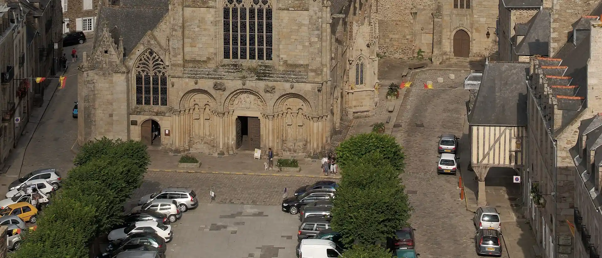 Basilique Saint-Sauveur, Dinan