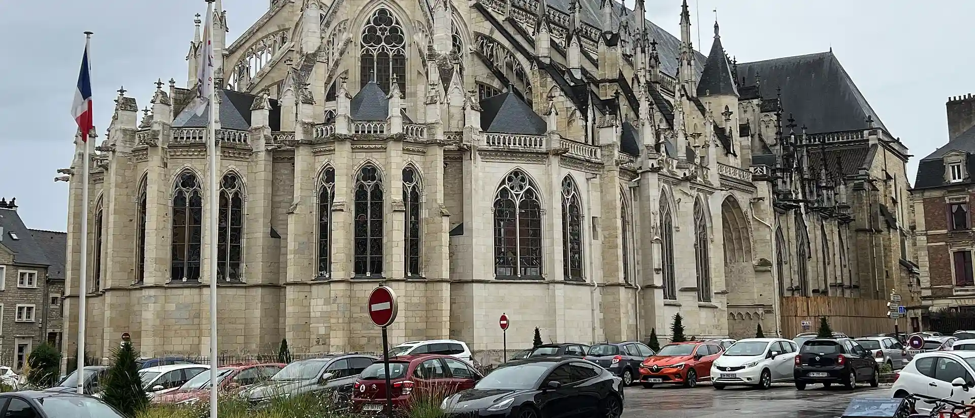 Cathédrale Saint-Cyr et Sainte-Julitte, Nevers