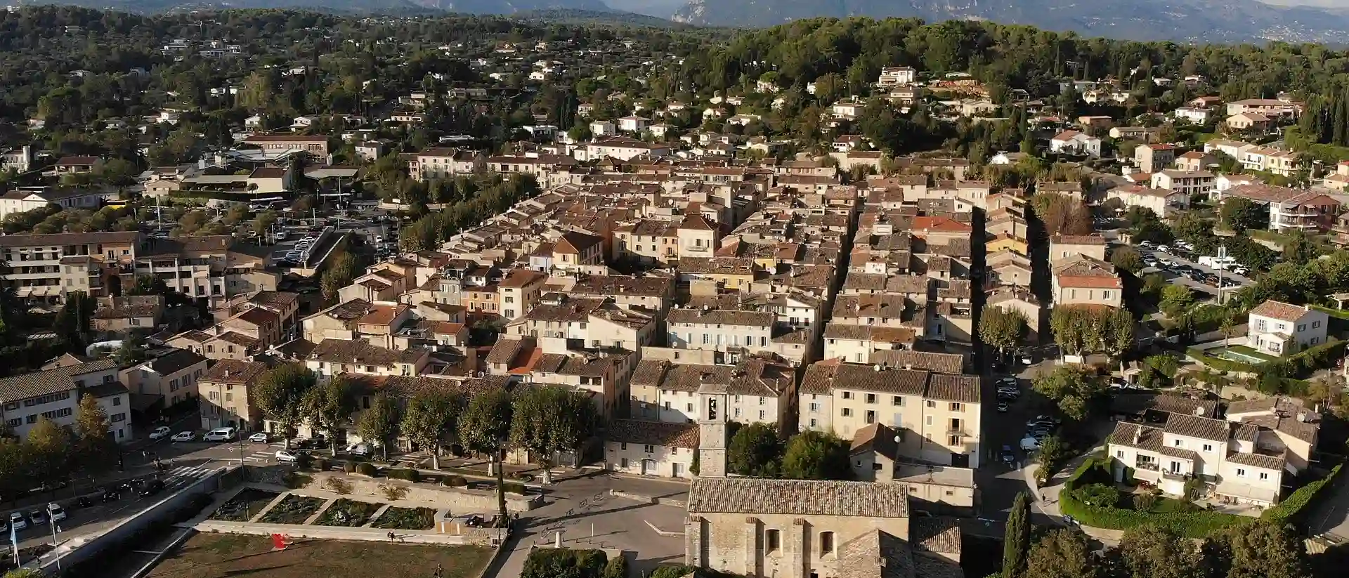 Vue de la commune, Valbonne
