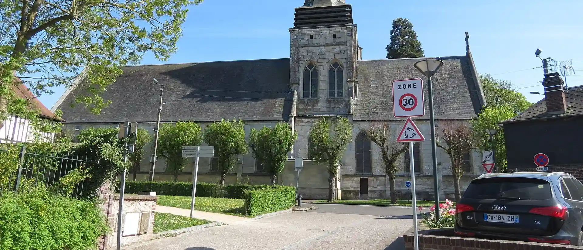 Église catholique de la Sainte-Trinité, Bois-Guillaume
