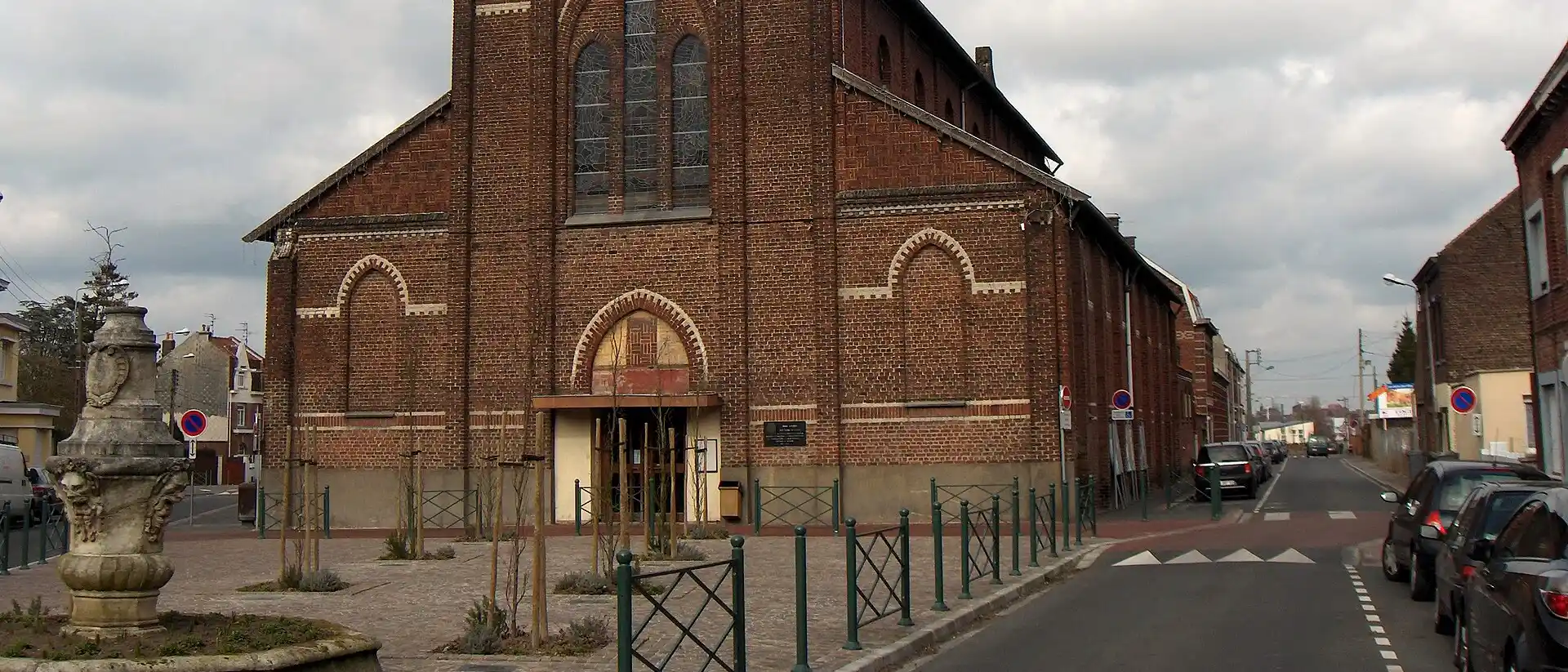 Église catholique Saint-Clément, Wasquehal