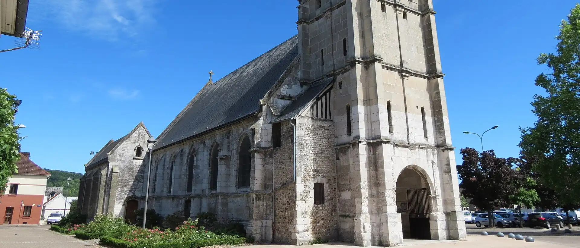 Église catholique Saint-Étienne, Saint-Étienne-du-Rouvray