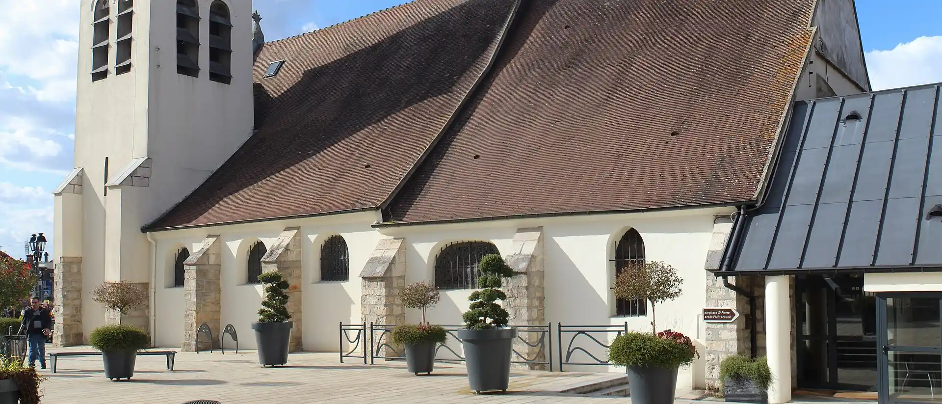 Église Catholique Saint Pierre, Ozoir-la-Ferrière