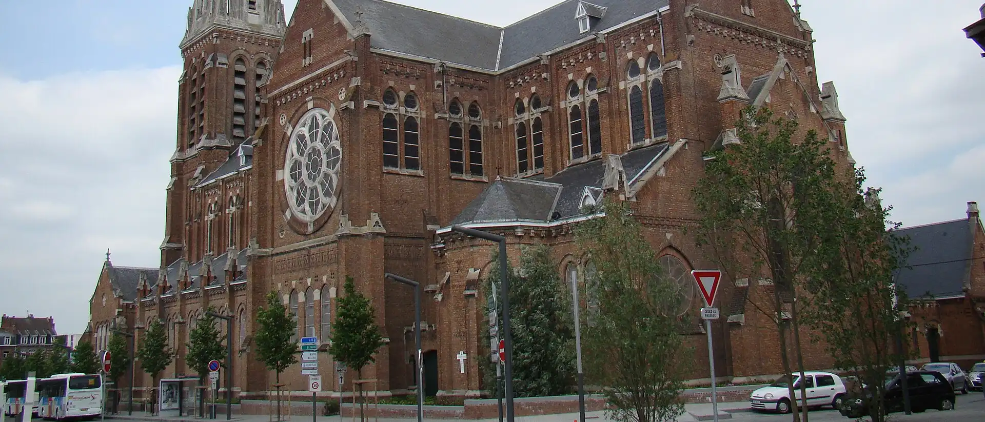Église catholique Saint-Vaast d'Armentieres, Armentières