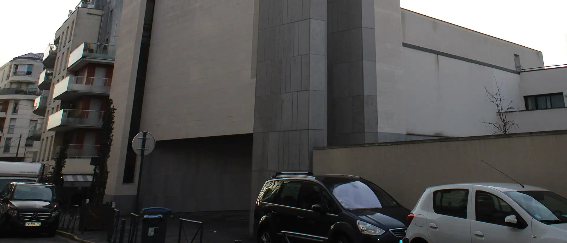 Église Notre-Dame-du-Rosaire, Les Lilas