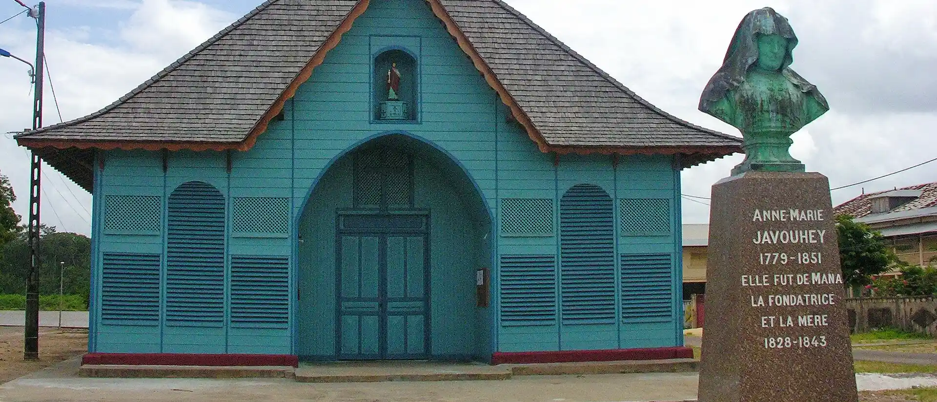 Église paroissiale Saint-Joseph-de-Mana et son presbytère, Mana