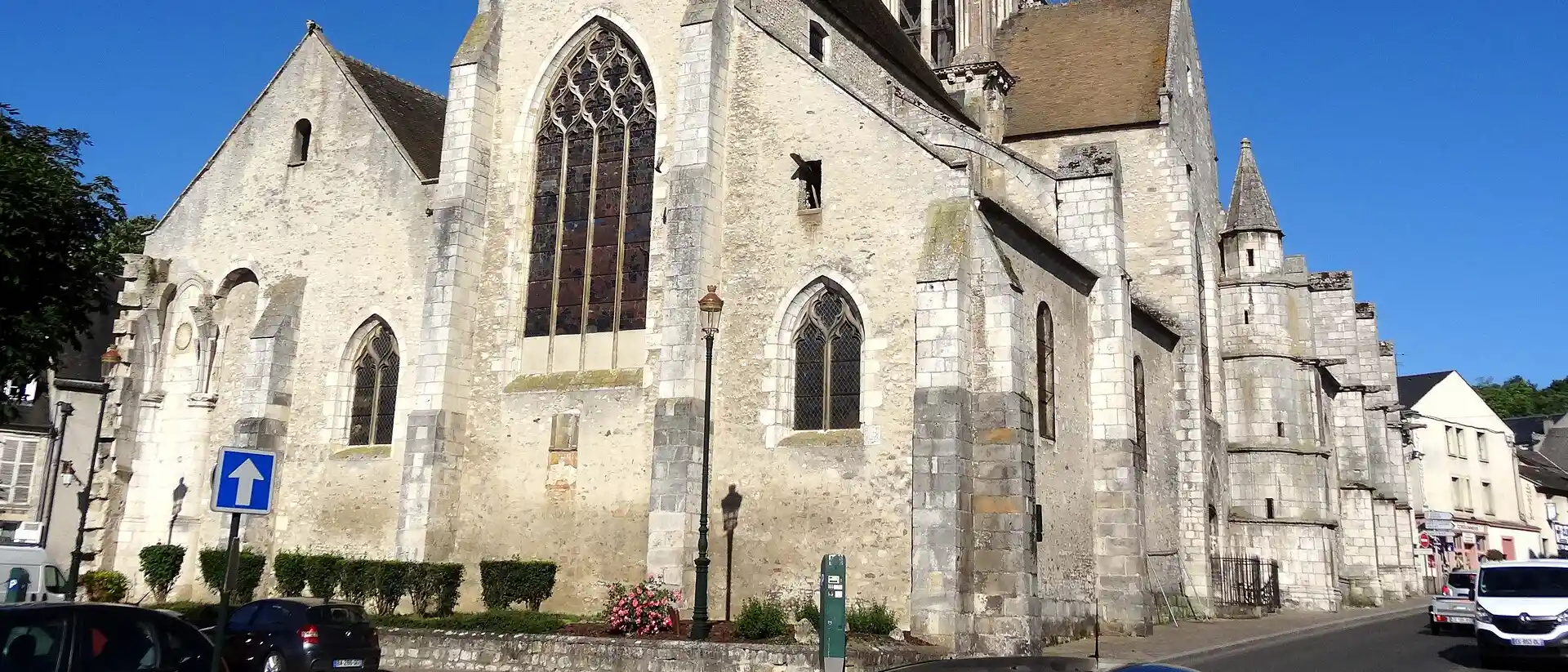 Église Saint-Basile d'Étampes, Étampes
