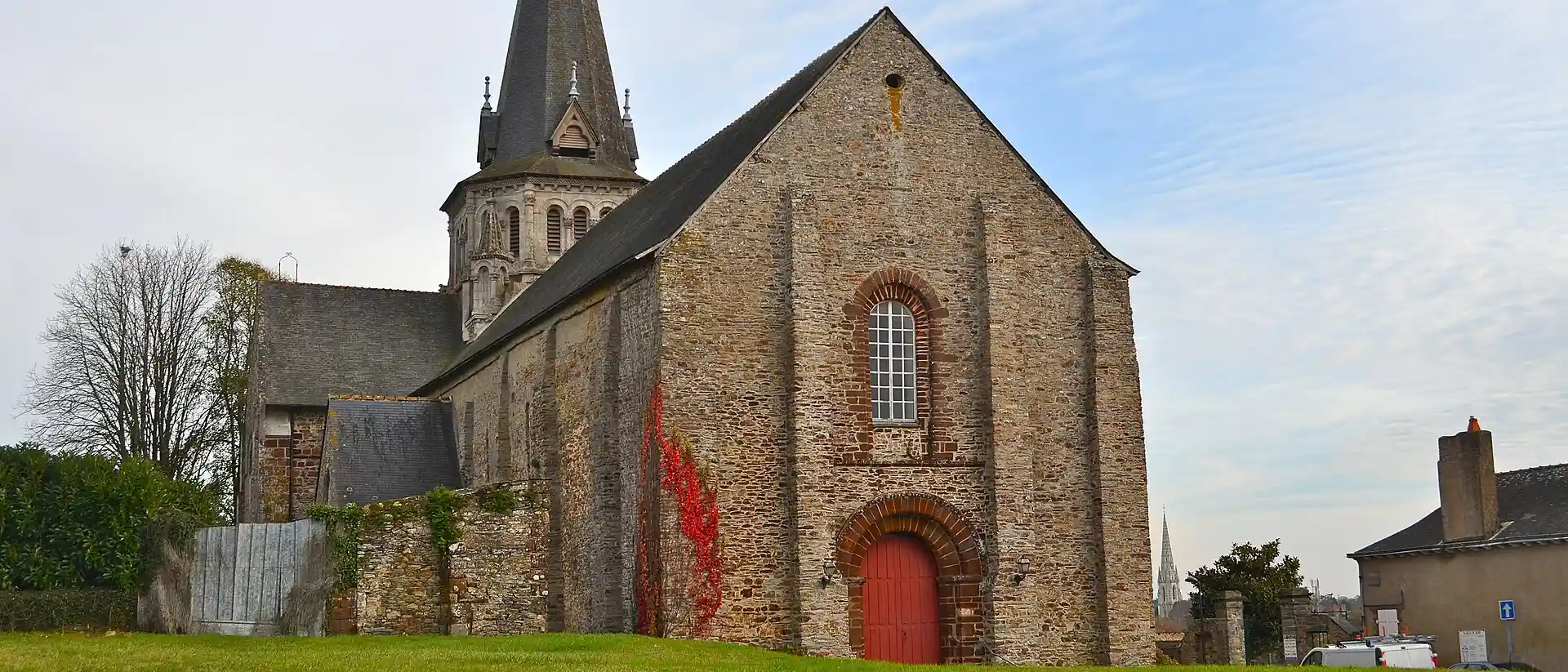 Église Saint-Jean de Béré, Châteaubriant