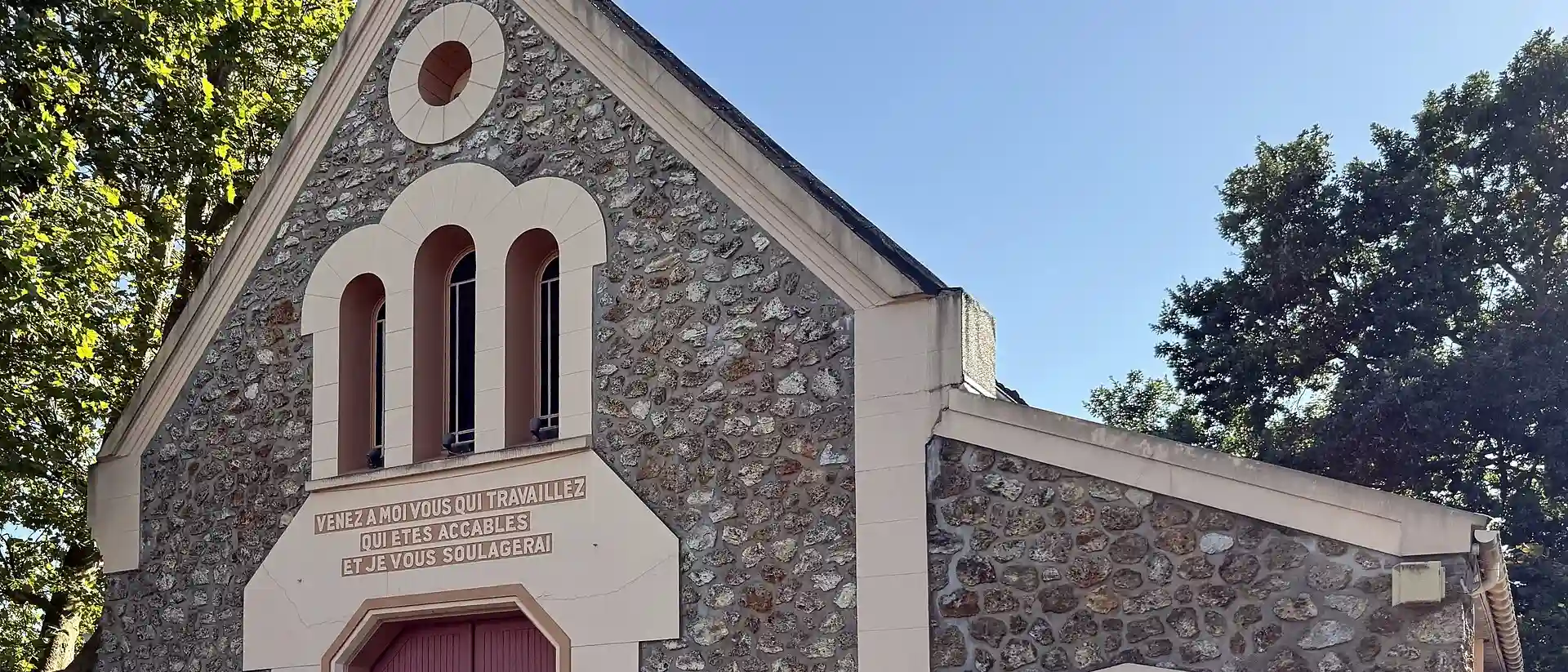 Église Saint Jean Marie Vianney, Sainte-Geneviève-des-Bois