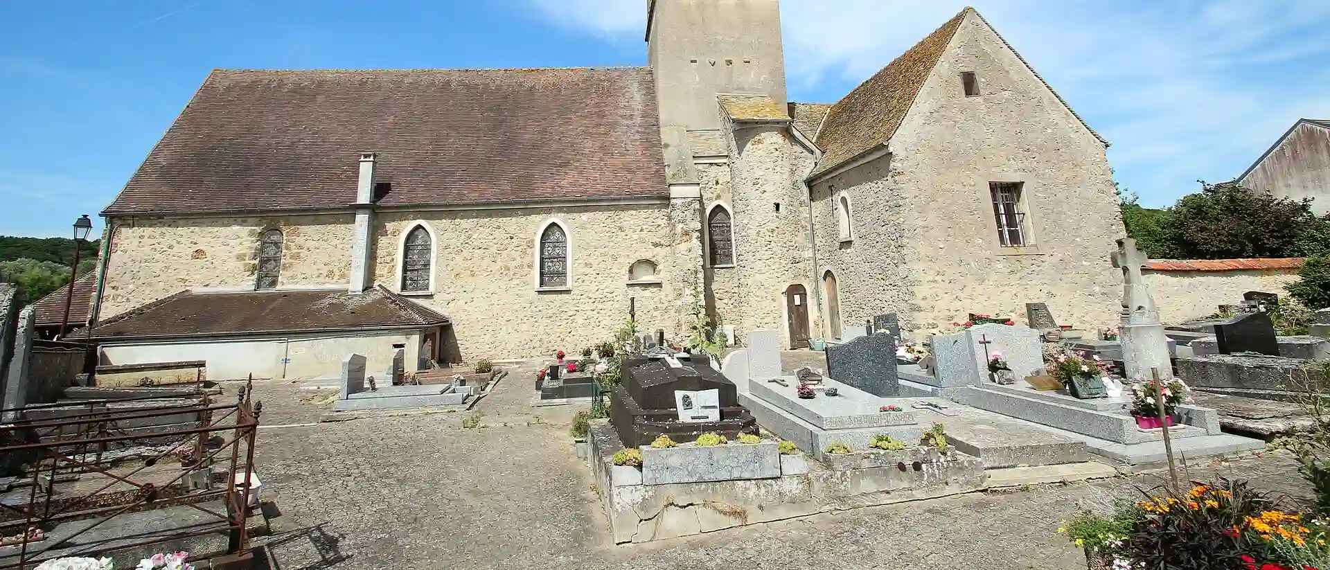 Église Saint-Medard d'Élancourt, Élancourt