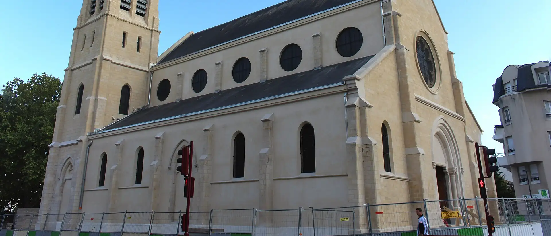 Église Saint Pierre, Bondy