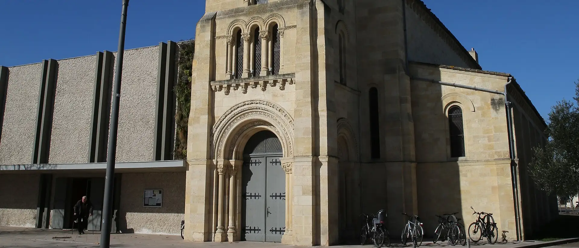 Église Sainte-Clotilde, Le Bouscat
