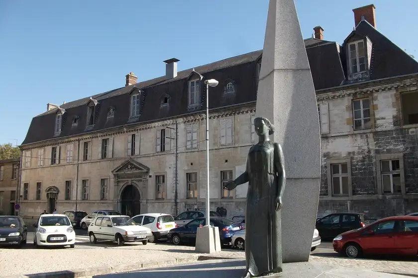 Abbaye de Toussaint de Châlons, Châlons-en-Champagne