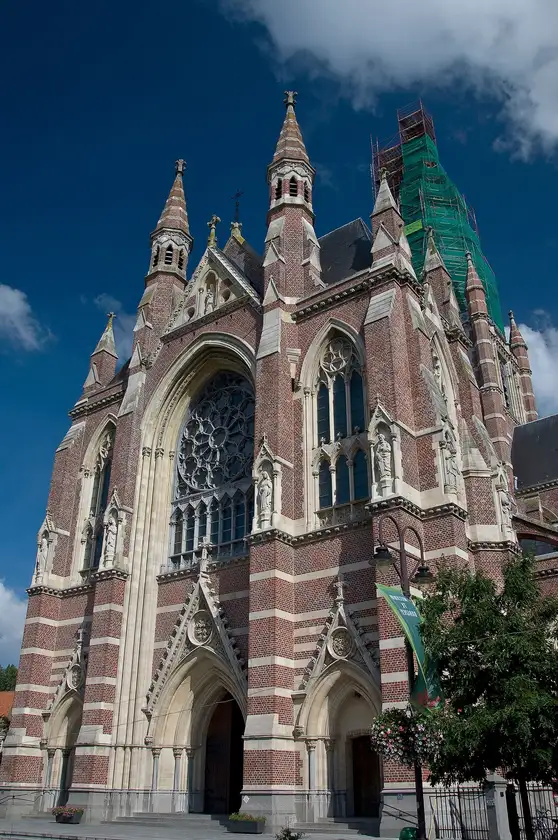 Basilique Notre-Dame de Dadizele, Halluin
