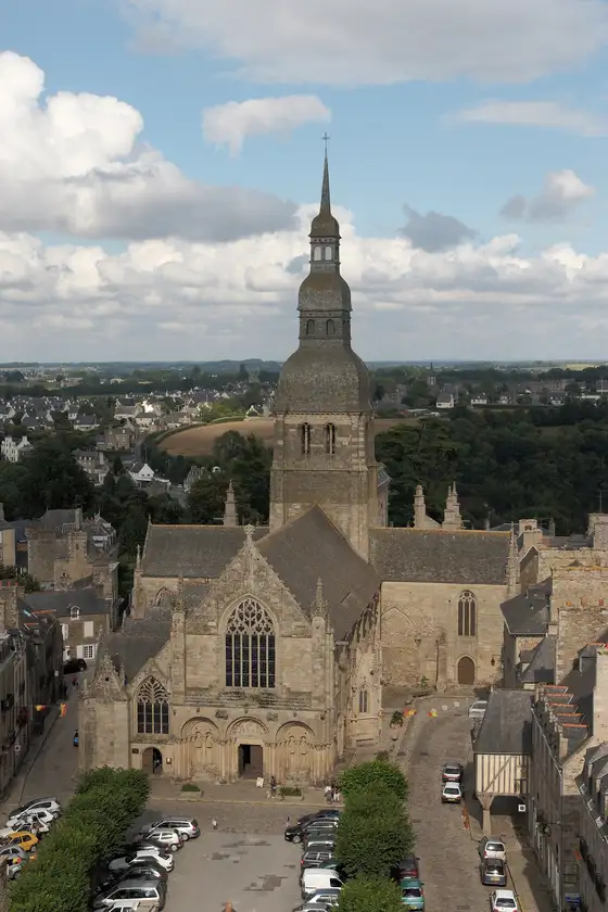 Basilique Saint-Sauveur, Dinan