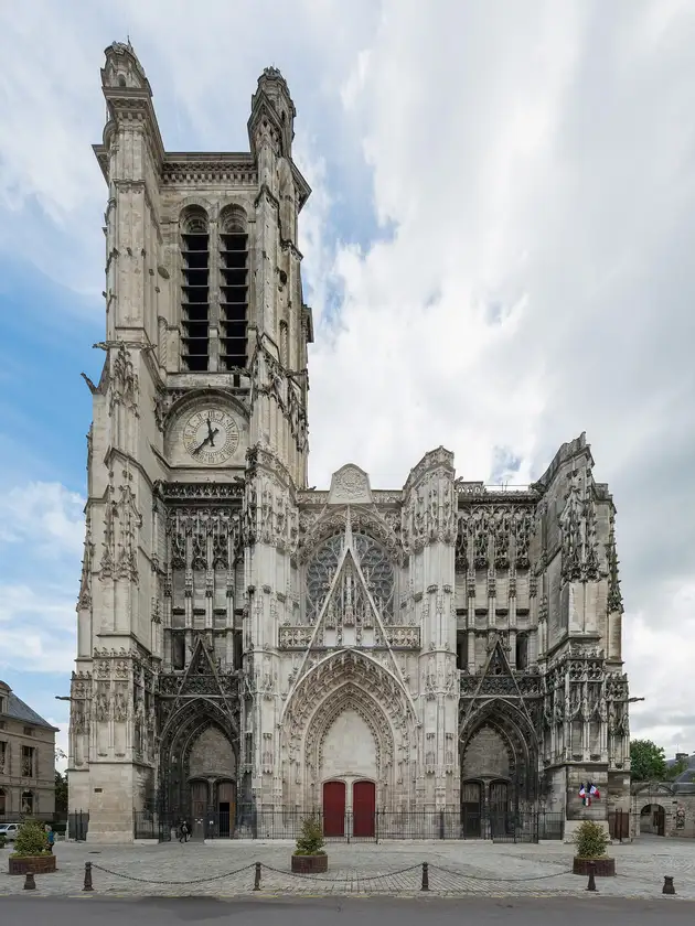 Cathédrale Saint-Pierre Saint-Paul, Troyes