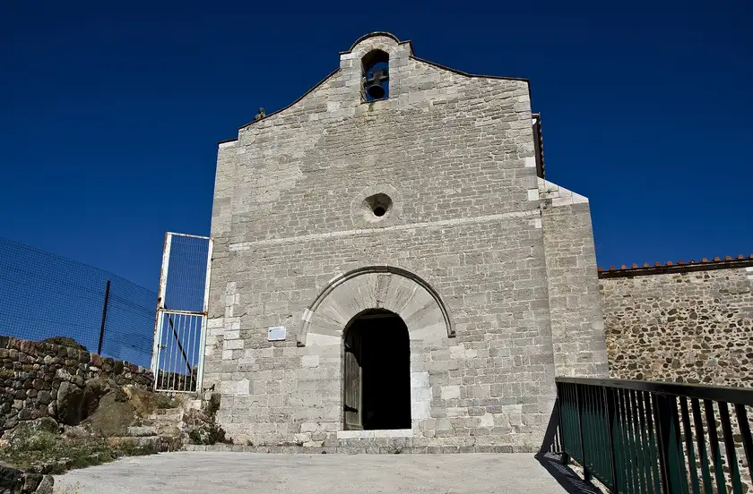 Chapelle de style roman (vieille), La Garde