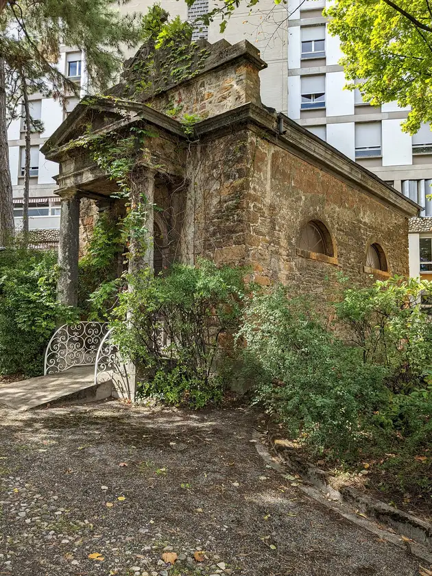 Chapelle Dugoujon, Caluire-et-Cuire