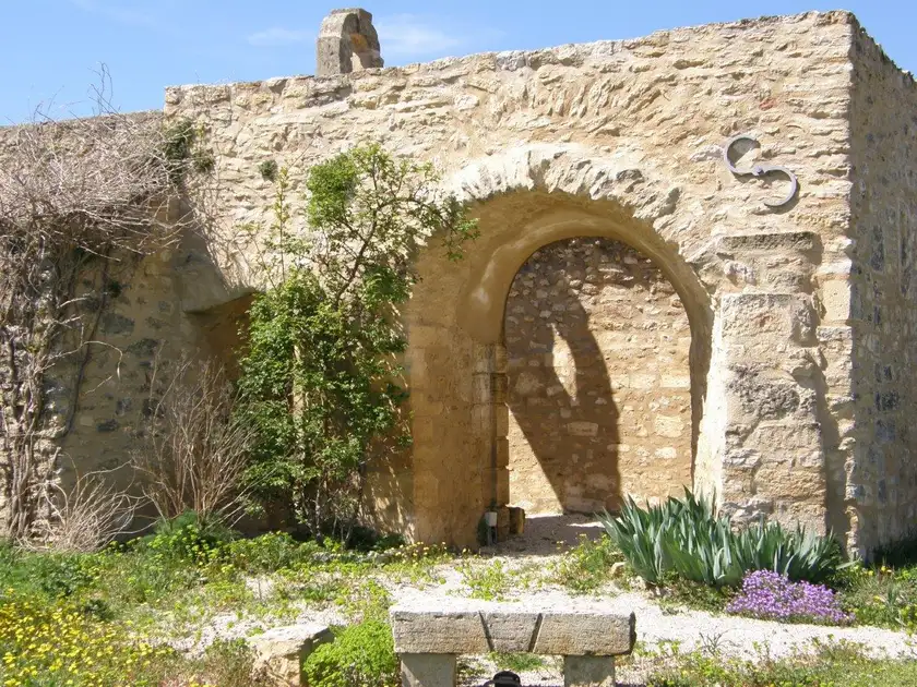Chapelle Saint-Jean de Saint-Jean, Pertuis