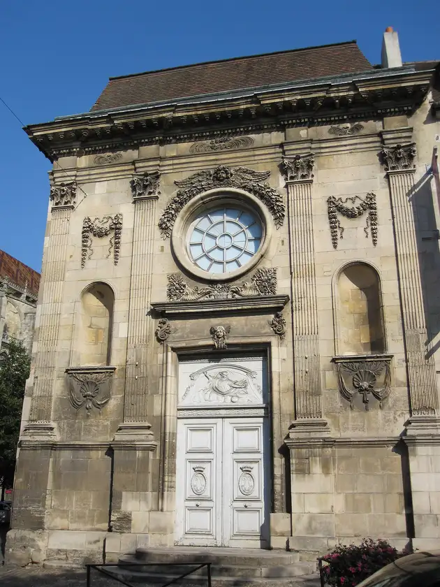Chapelle Saint-Jean-l'Évangéliste, Mantes-la-Jolie