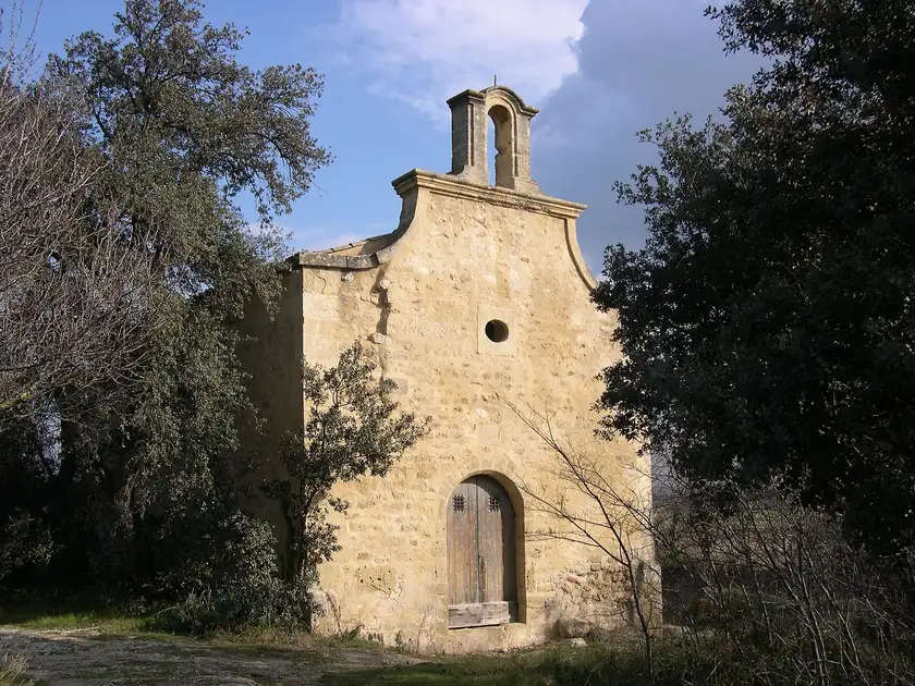 Chapelle Saint-Laurent et les vestiges attenants sis dans les parcelles, Pélissanne