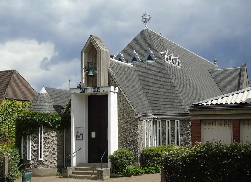 Chapelle Saint-Louis, Suresnes