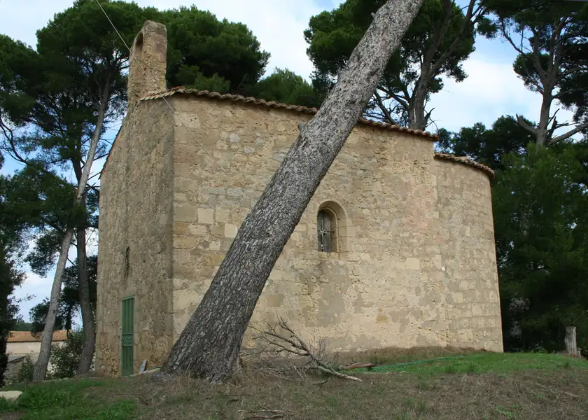 Chapelle Saint Martin de Caux, Mèze
