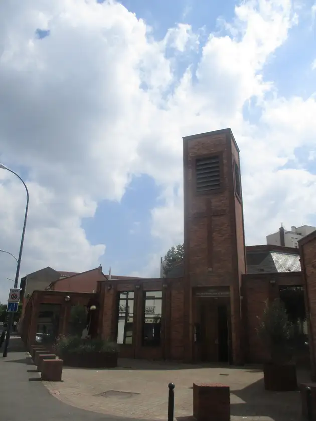 Église Saint-François d'Assise, Vanves