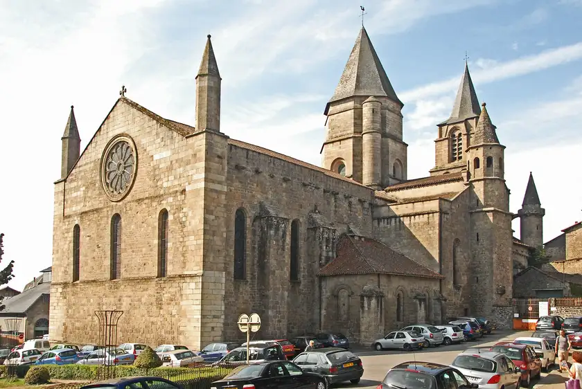 Collégiale Saint-Junien, Saint-Junien