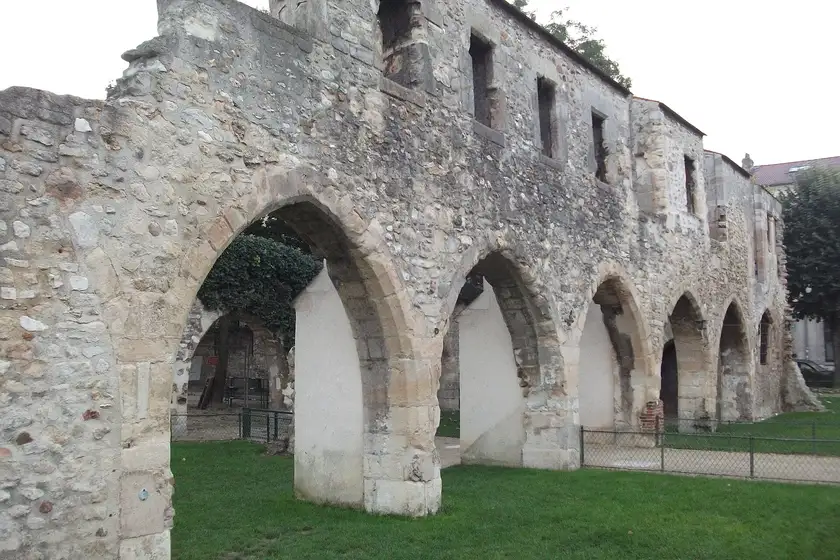 Couvent des Cordeliers (ruines du), Reims