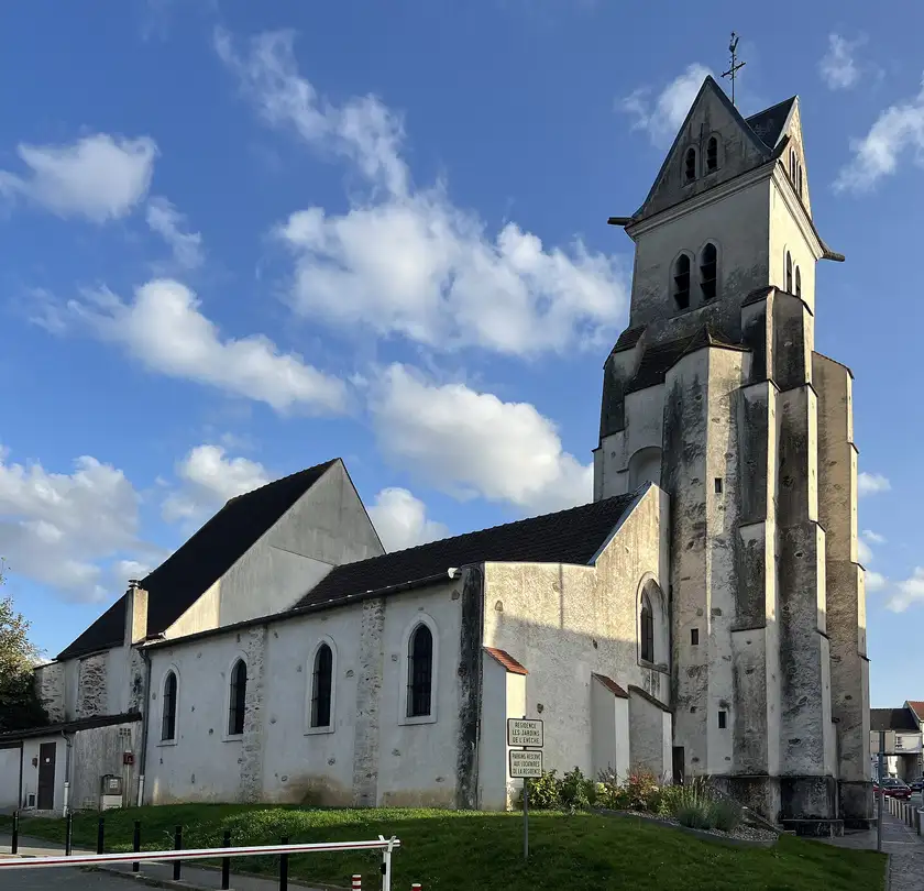 Église Catholique de Saint-Denis, Pontault-Combault