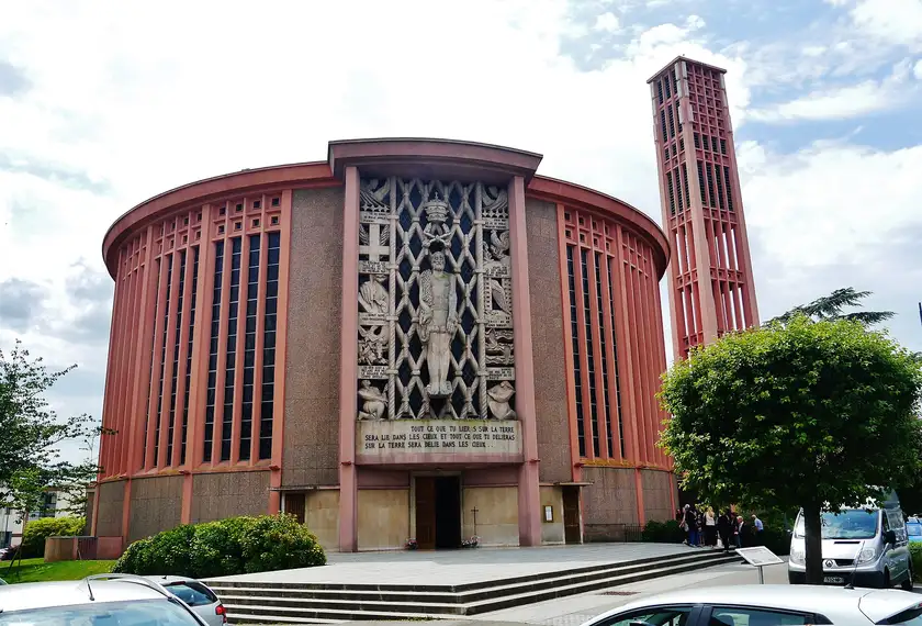 Église catholique Saint-Pierre, Yvetot