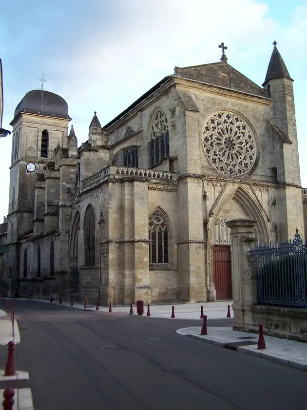 Église Notre-Dame et son cloître, Marmande