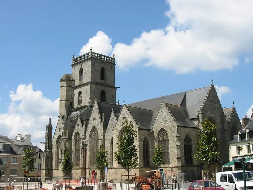 Église Saint-Armel, Ploërmel