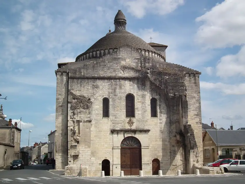 Église Saint-Etienne-de-la-Cité, Périgueux