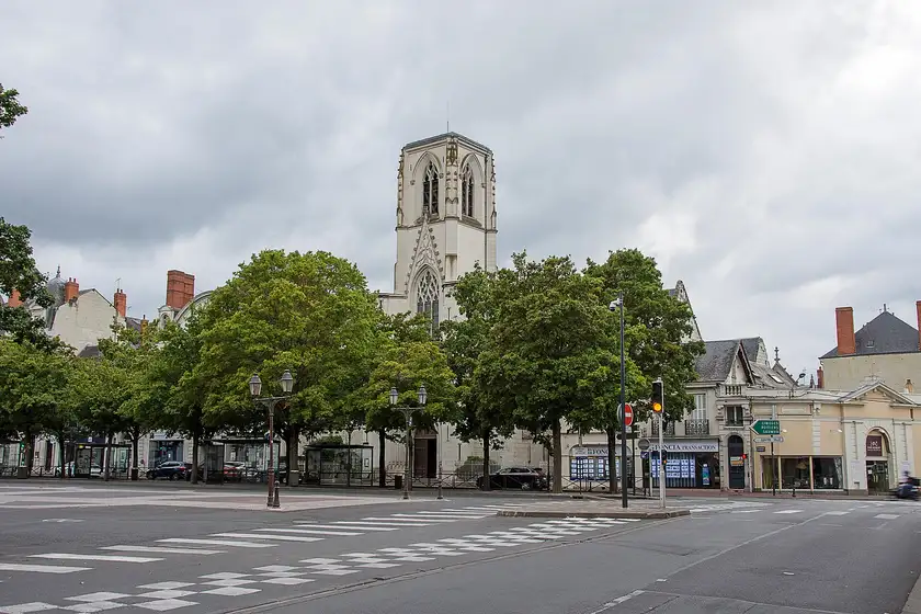Église Saint Jean Baptiste, Châtellerault