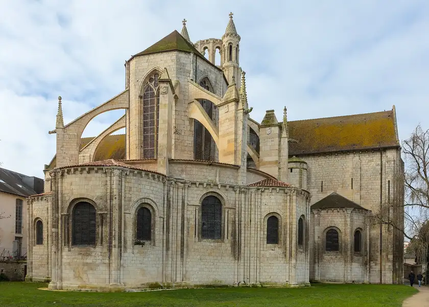Église Saint-Jean de Montierneuf, Poitiers