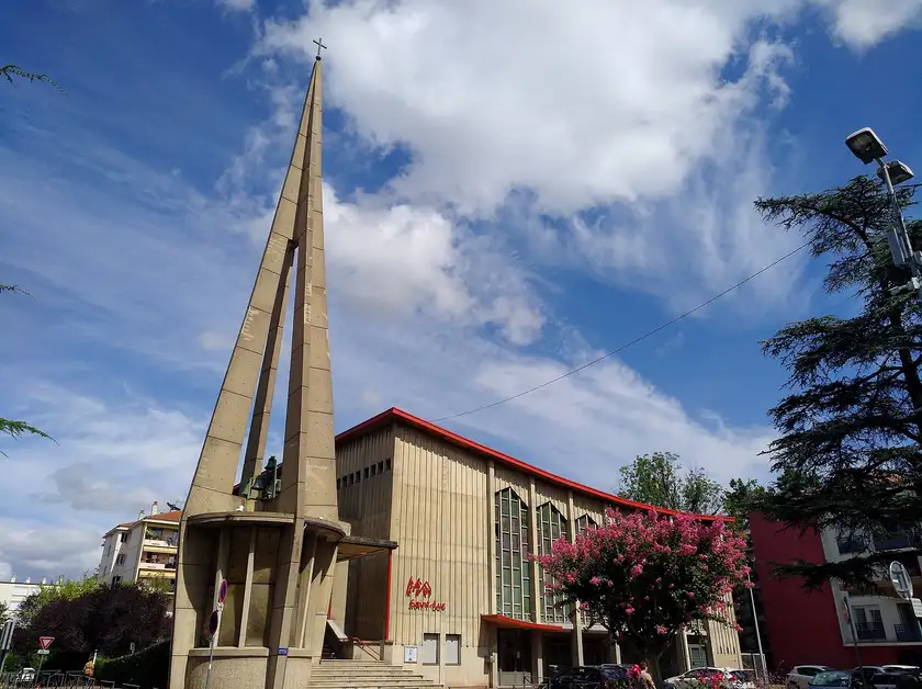 Église Saint-Luc, Sainte-Foy-lès-Lyon
