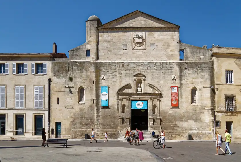 Église Sainte-Anne d'Arles, Arles