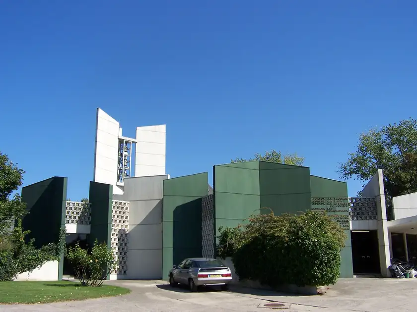 Notre Dame de la Résurrection, Le Chesnay-Rocquencourt