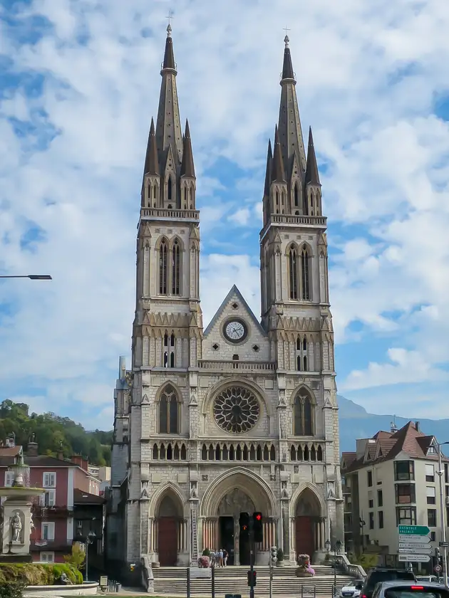 Église Saint-Bruno, Voiron
